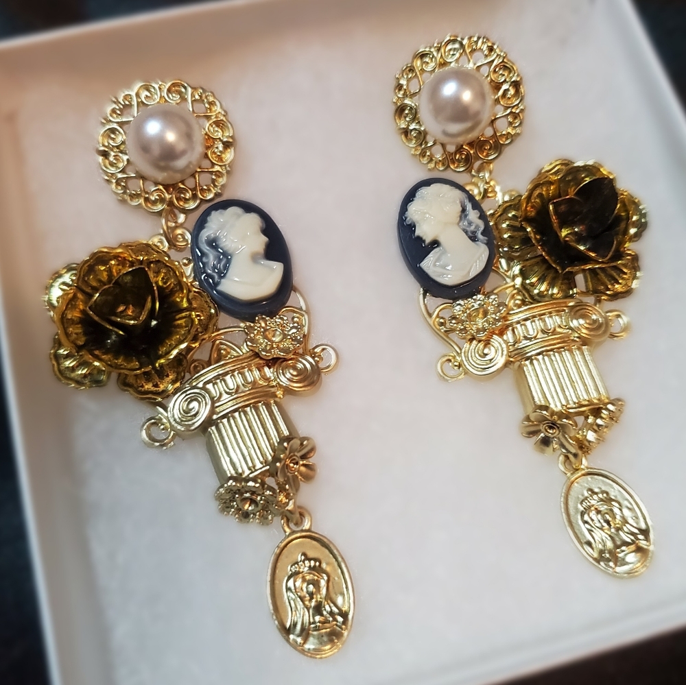 Gold Victorian Handmade Earrings